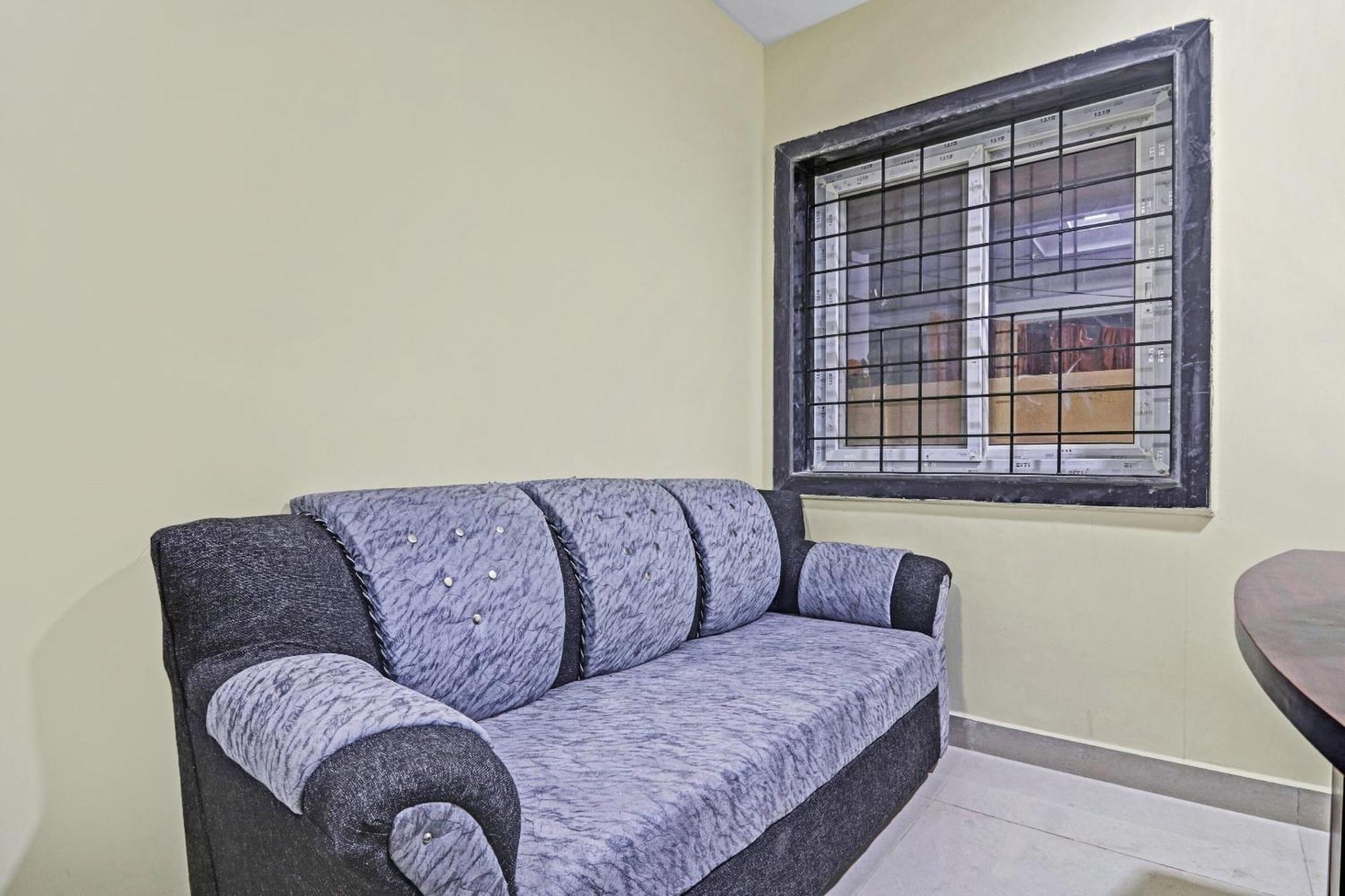 Hotel O Hanuma Residency Sururnagar Exterior foto