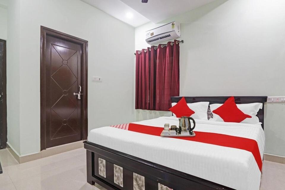 Hotel O Hanuma Residency Sururnagar Exterior foto