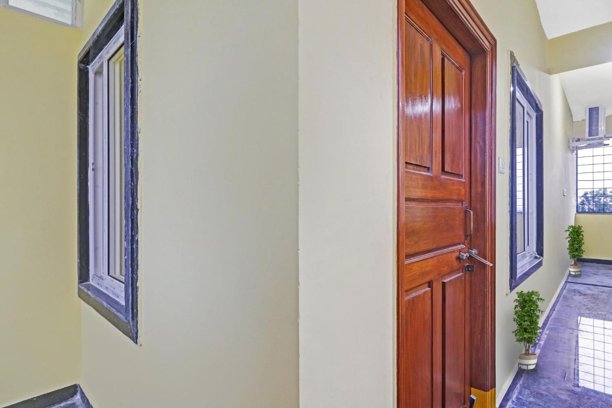 Hotel O Hanuma Residency Sururnagar Exterior foto